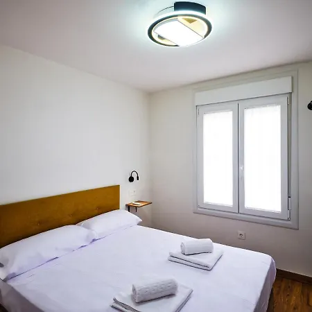 Leo Home- Bright & Centric 3 Bedrooms With Private Parking Inside * Málaga