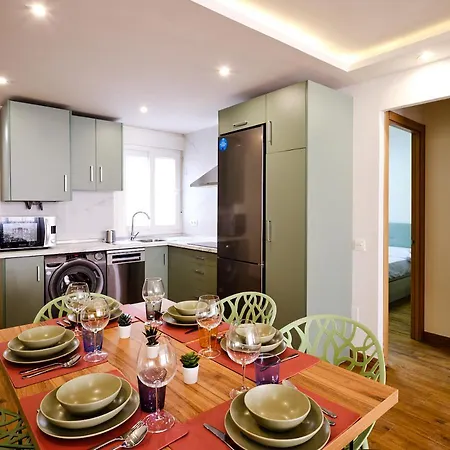 Leo Home- Bright & Centric 3 Bedrooms With Private Parking Inside * Málaga