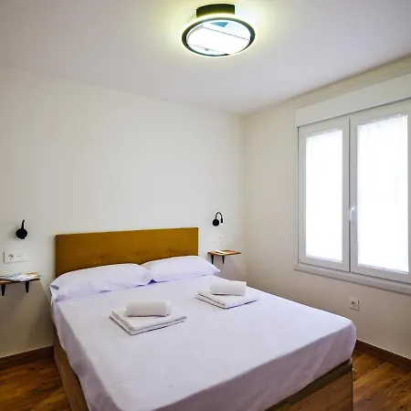 Leo Home- Bright & Centric 3 Bedrooms With Private Parking Inside Apartman Málaga